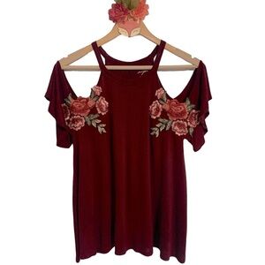 Francescaβs Alya burgundy cold shoulder rose embroidered halter neck top size S